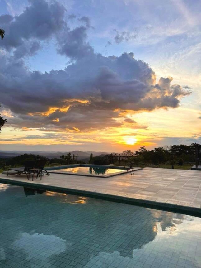 Dos Pireneus Guest house